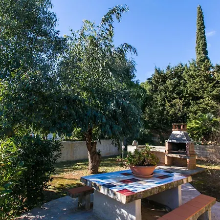 Σπίτι διακοπών Locazione Turistica Straccoligno-2