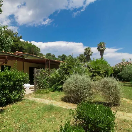 Locazione Turistica Straccoligno-2 Σπίτι διακοπών *